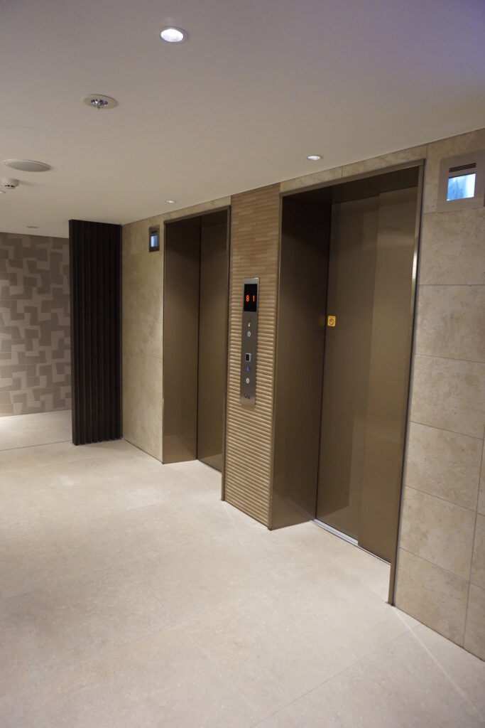 エレベーターの画像