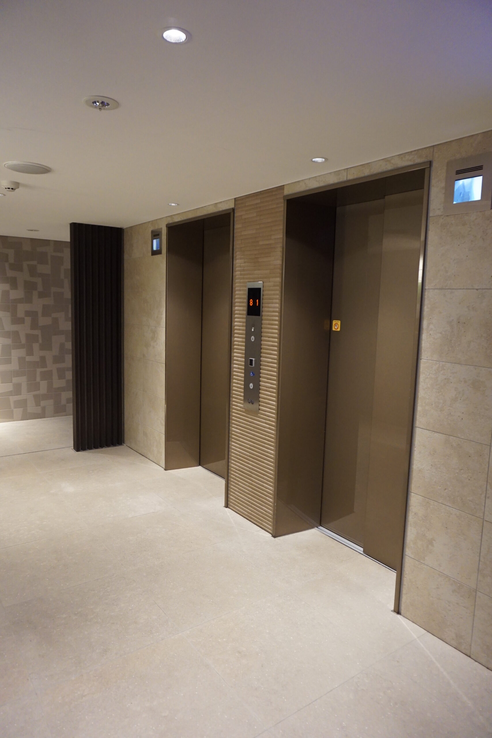 エレベーターの画像