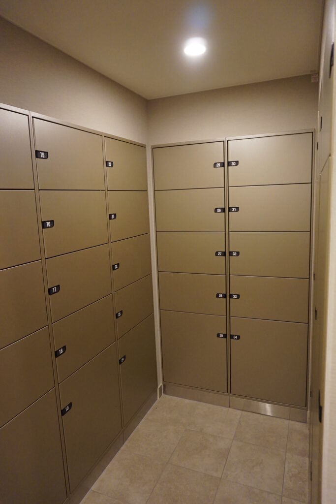 宅配ボックスの画像